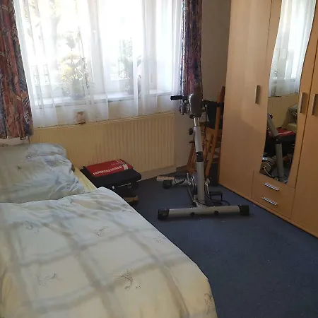 Zur Oase Homestay szállás